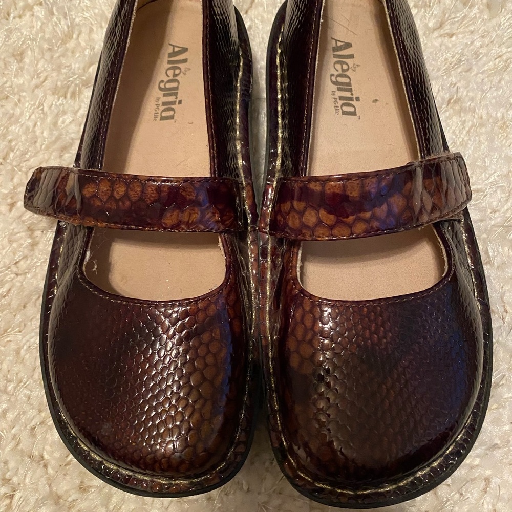 Alegria  brown croc leather